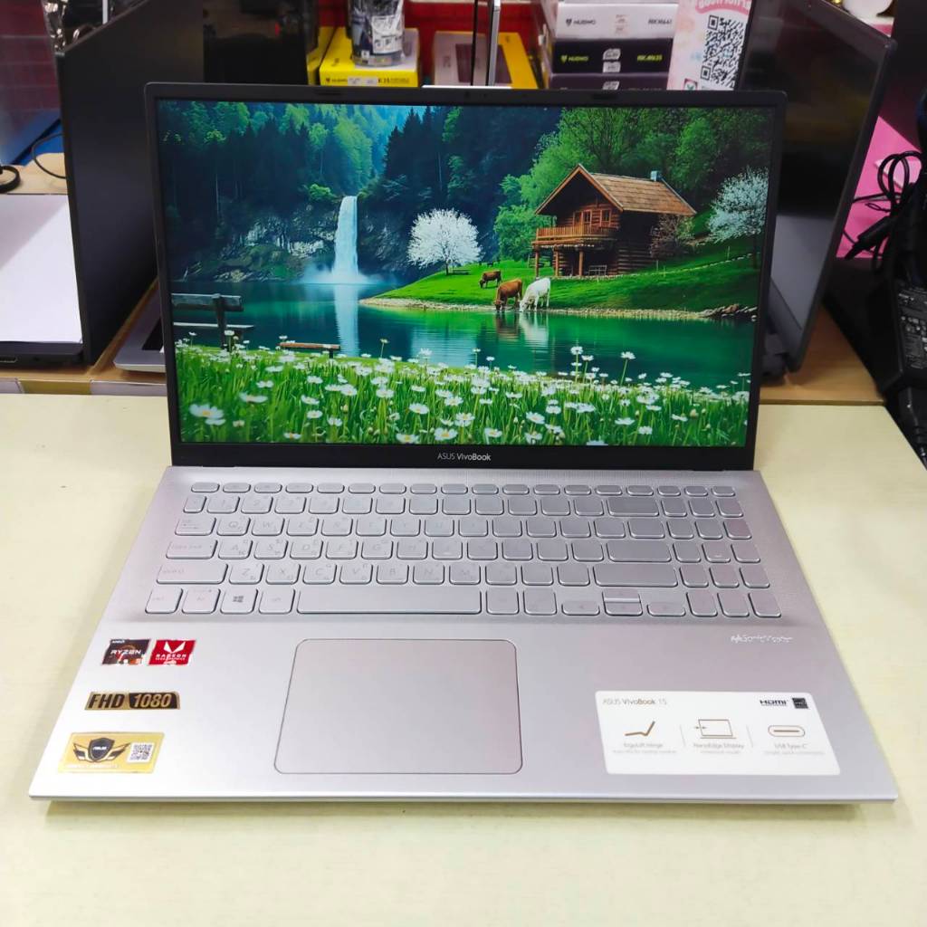 ASUS  VIVOBOOK  15  X512DA - EJ139T  ติดฟิล์มกันรอยหน้าจอแล้ว  สภาพเครื่อง  85%