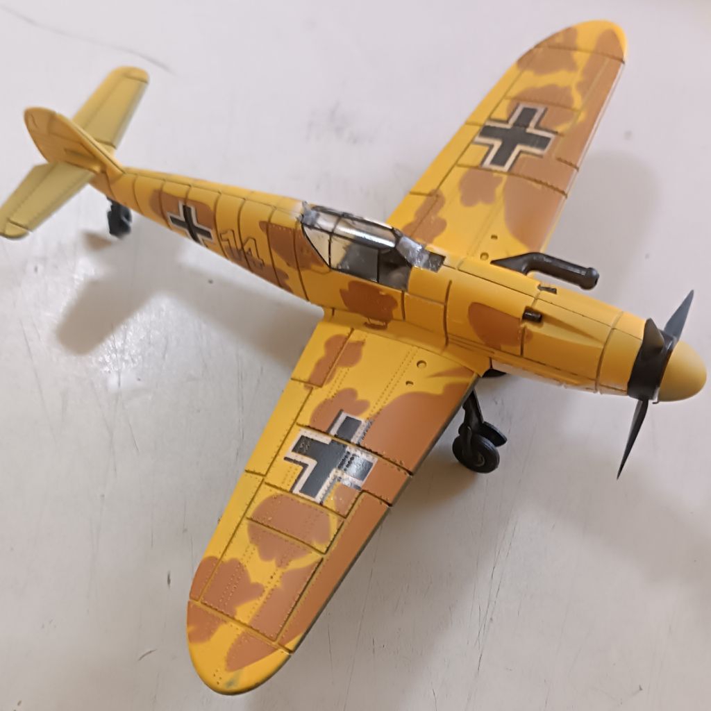 bf 109 พลาสติก ประกอบแล้ว