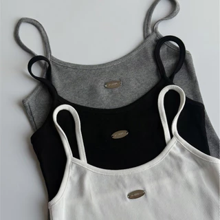 Miu tank top เสื้อสายเดี่ยวผ้าร่อง แต่งงานอะไหล่ (Size M,L) ผ้าร่องนิ่มยืดได้เยอะมากใส่สบาย AOMMKOSHOP - S124