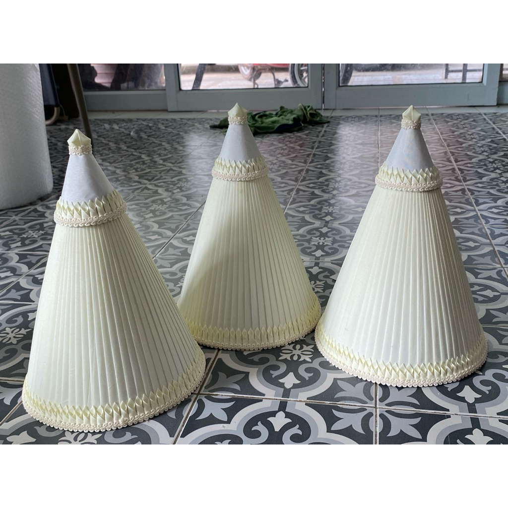 ฝาครอบขันหมากแบบเปลือย (สินค้าพรีออเดอร์กรุณาทักแชทสอบถามคิวก่อนสั่ง)#ฝาครอบ#ขันหมากงานไทย