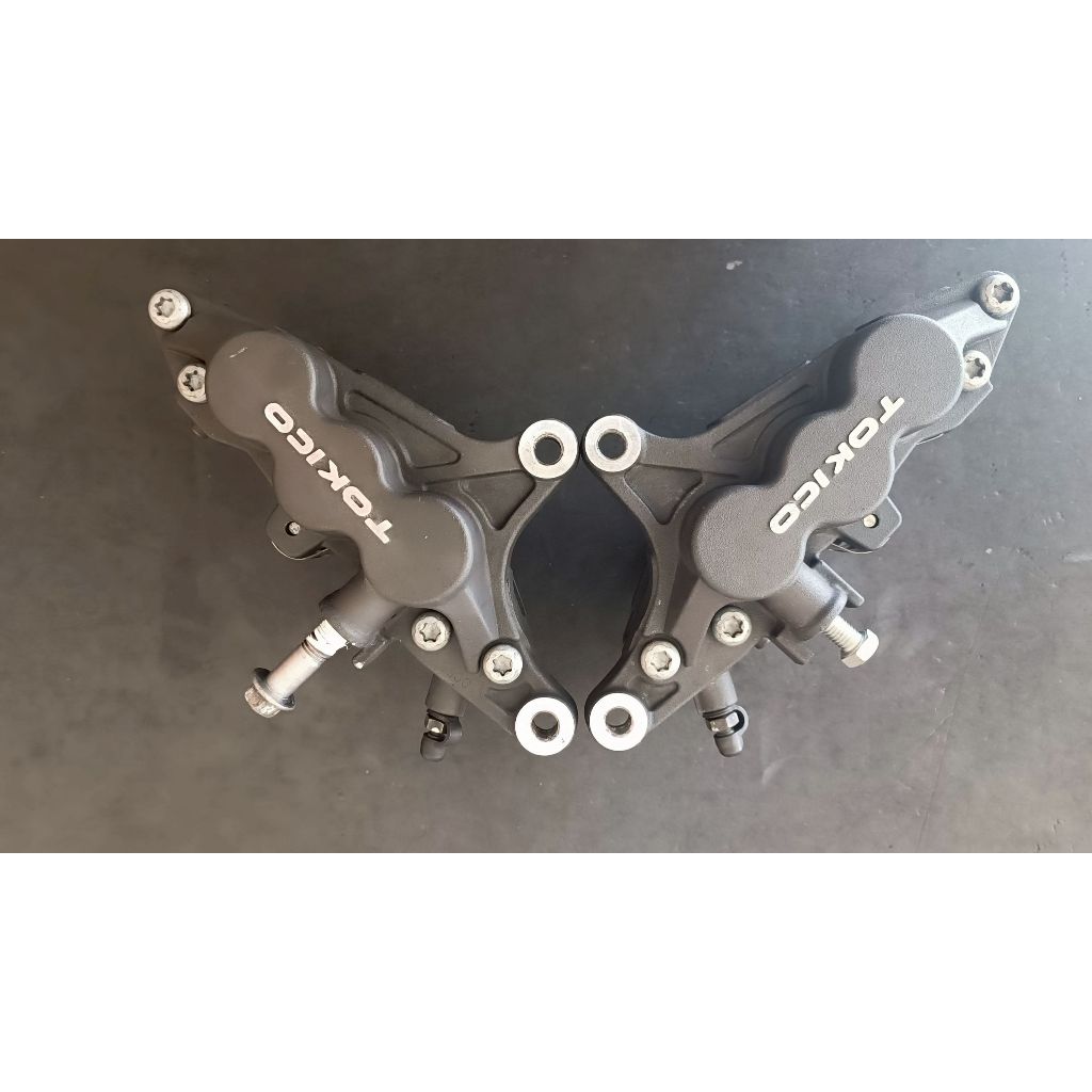 ปั้มเบรคหน้า TOKICO 6 POT (Brake caliper TOKICO 6 POT)