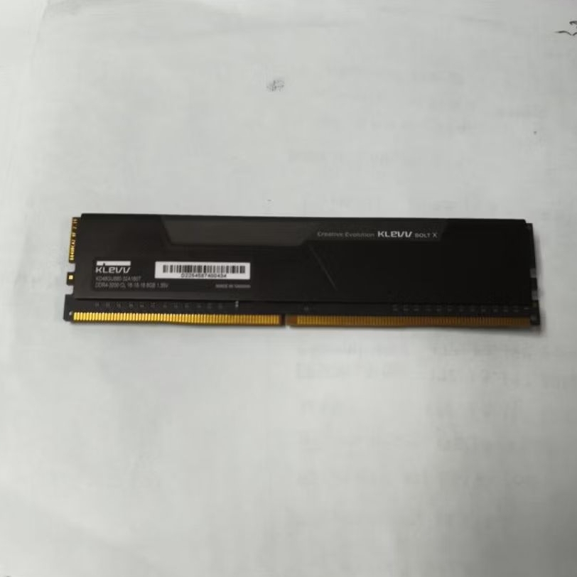 Klevv bolt x ddr4 8g 3200 mhz