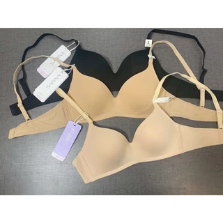 SBXU8301 Sabina เสื้อชั้นใน ไม่มีโครง รุ่น Petty Perfect ฟองน้ำหน้าเต้าขนาด 1 CM Level.1