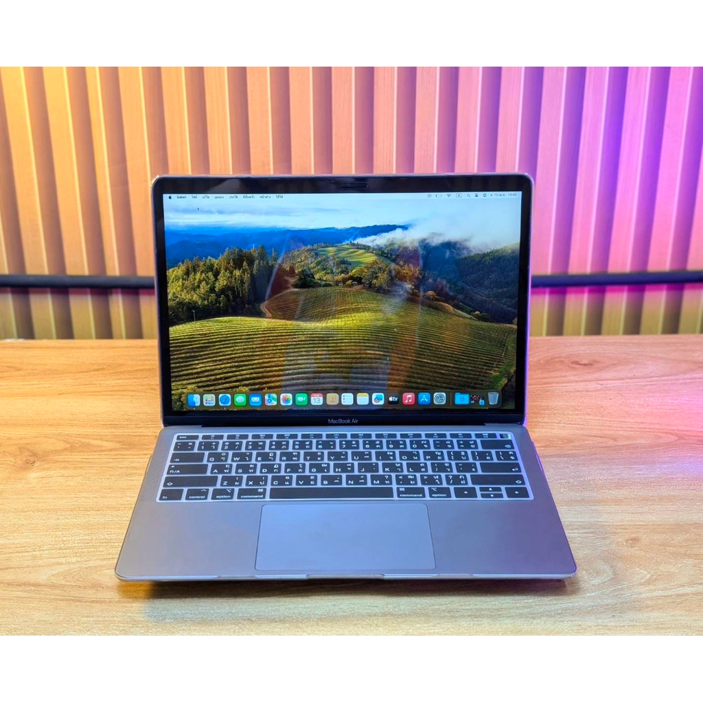 CPU : Intel Core i5 • RAM : 8GB • SSD : 250GB • การ์ดจอ : Intel UHD Graphics 617 • จอ : 13.3 นิ้ว Re