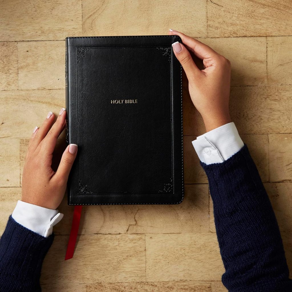 KJV Giant Print End-of-Verse Reference Bible, Black Leathersoft (Imitation Leather)