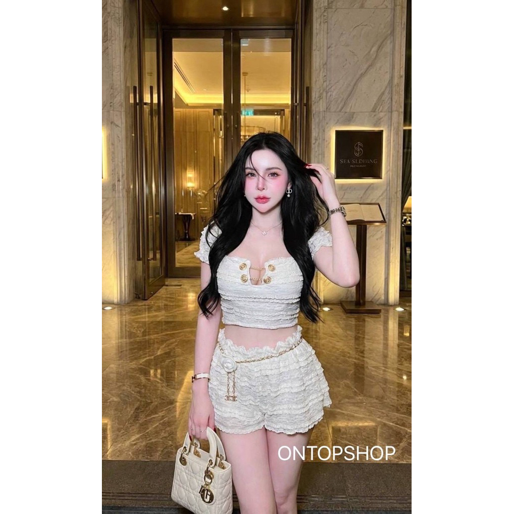 เซ็ต 2 ชิ้น (เสื้อแขนตุ๊กตาแต่งอะไหล่ + กางเกงขาสั้น) น่ารักแบบไม่ซ้ำใคร ✨ • งานคุณภาพเกินราคา ต้องมีติดตู้สักเซ็ตนะ