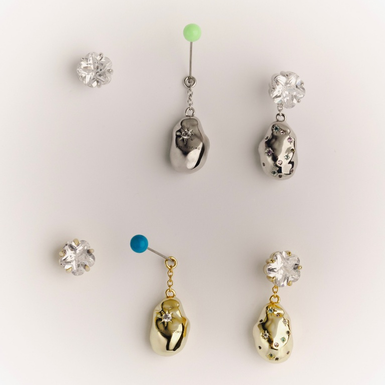 YVIS Baroque Illusion Stud Brass Earring - YVIS X Bunny Pretty Demand พร้อมส่ง