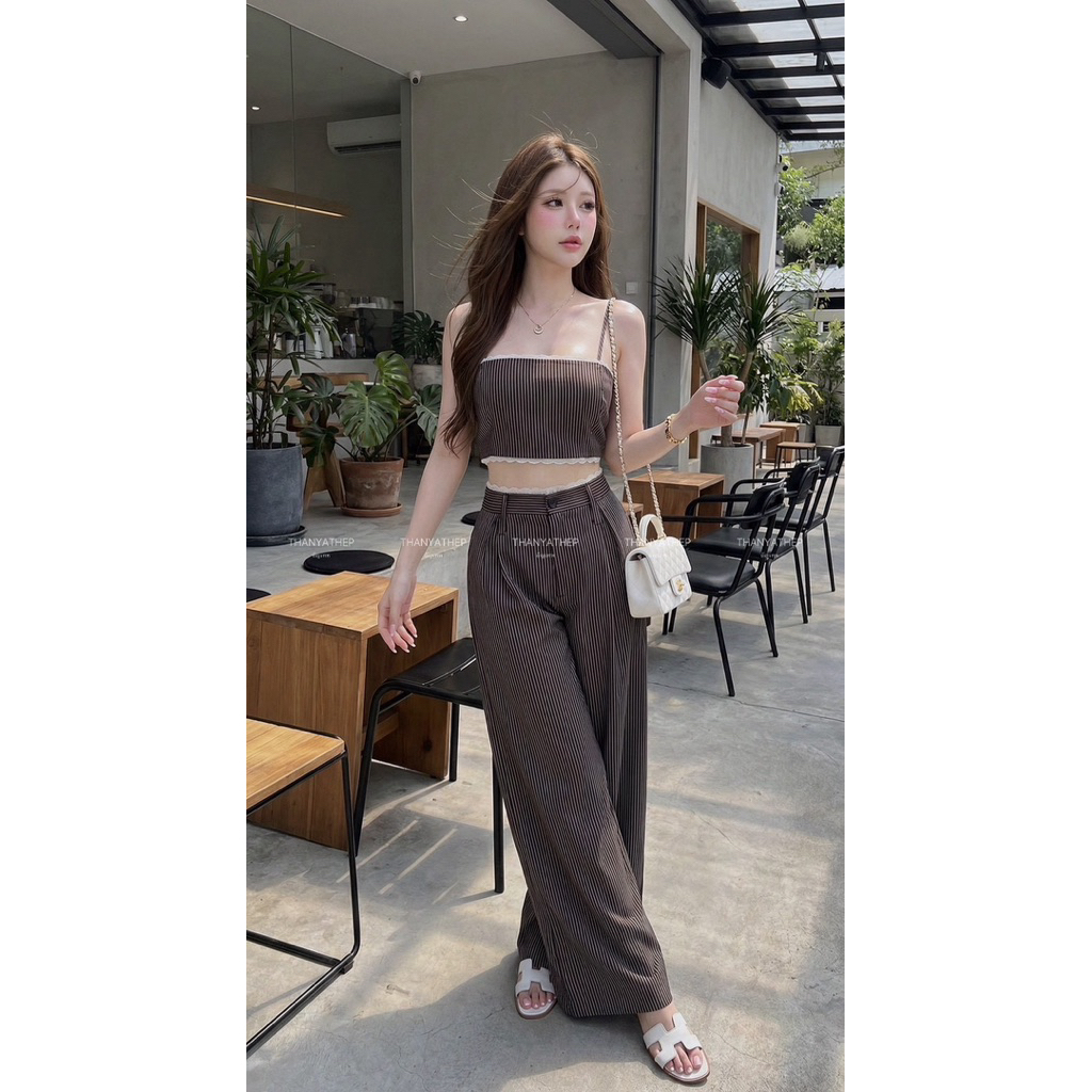 พร้อมส่ง🇹🇭ชุดเซ็ต 2 ชิ้นป้าย Thanyathep เสื้อสายเดี่ยว กางเกงขายาวเอวสูง เสื้อมีฟองน้ำ ปรับสายได้ กางเกงเอวสูง สม็อคหลัง