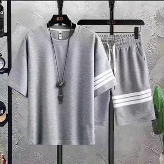 เสื้อทีเชิร์ตชุดคู่ (เสื้อ+กางเกงขาสั้น) ยืดคอกลม ผู้ชาย สไตค์ เกาหลี สวมใส่สบาย เนื้อผ้าอย่างดี ผลิตอย่างดี