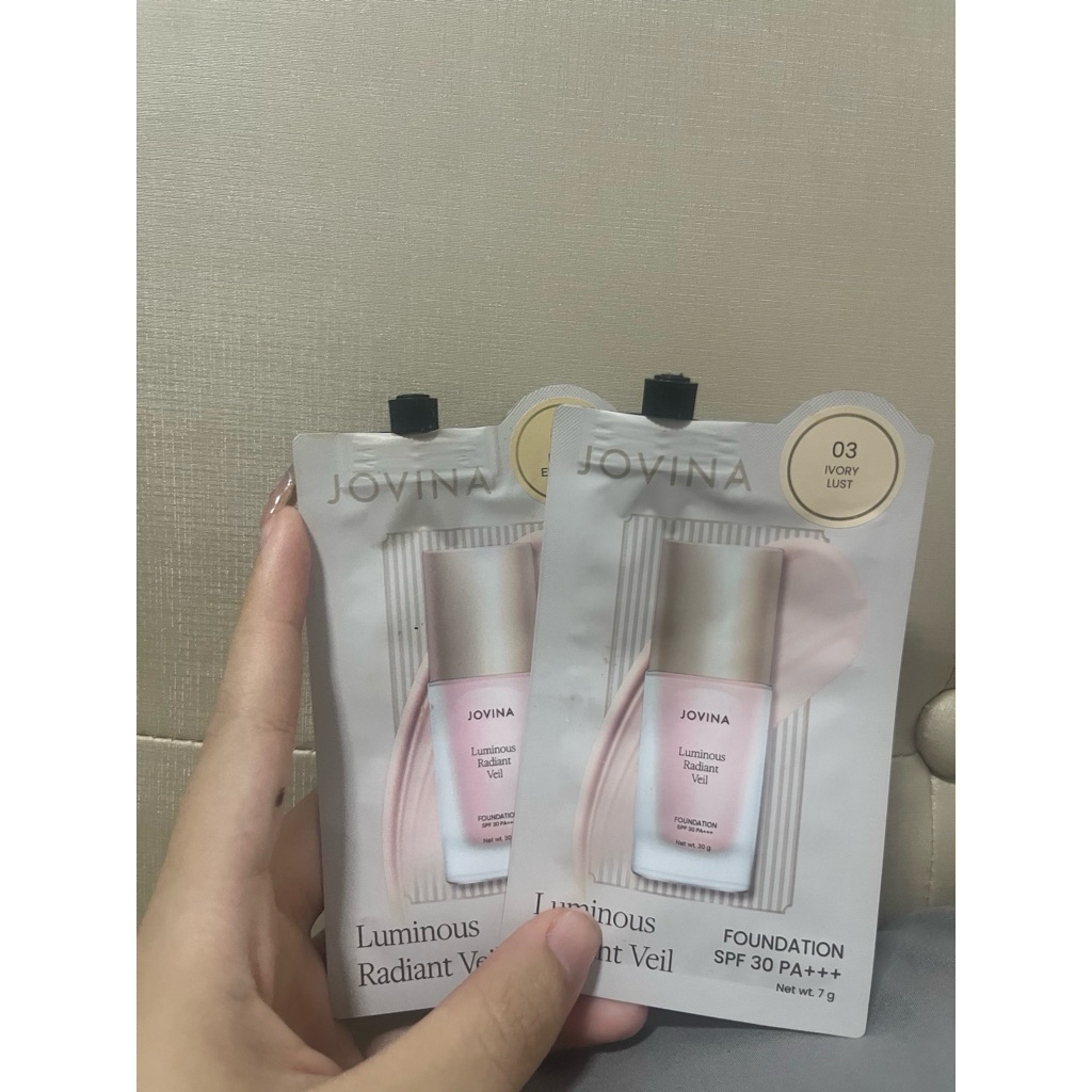 ส่งต่อรองพื้นซอง Jovina Luminous Foundation