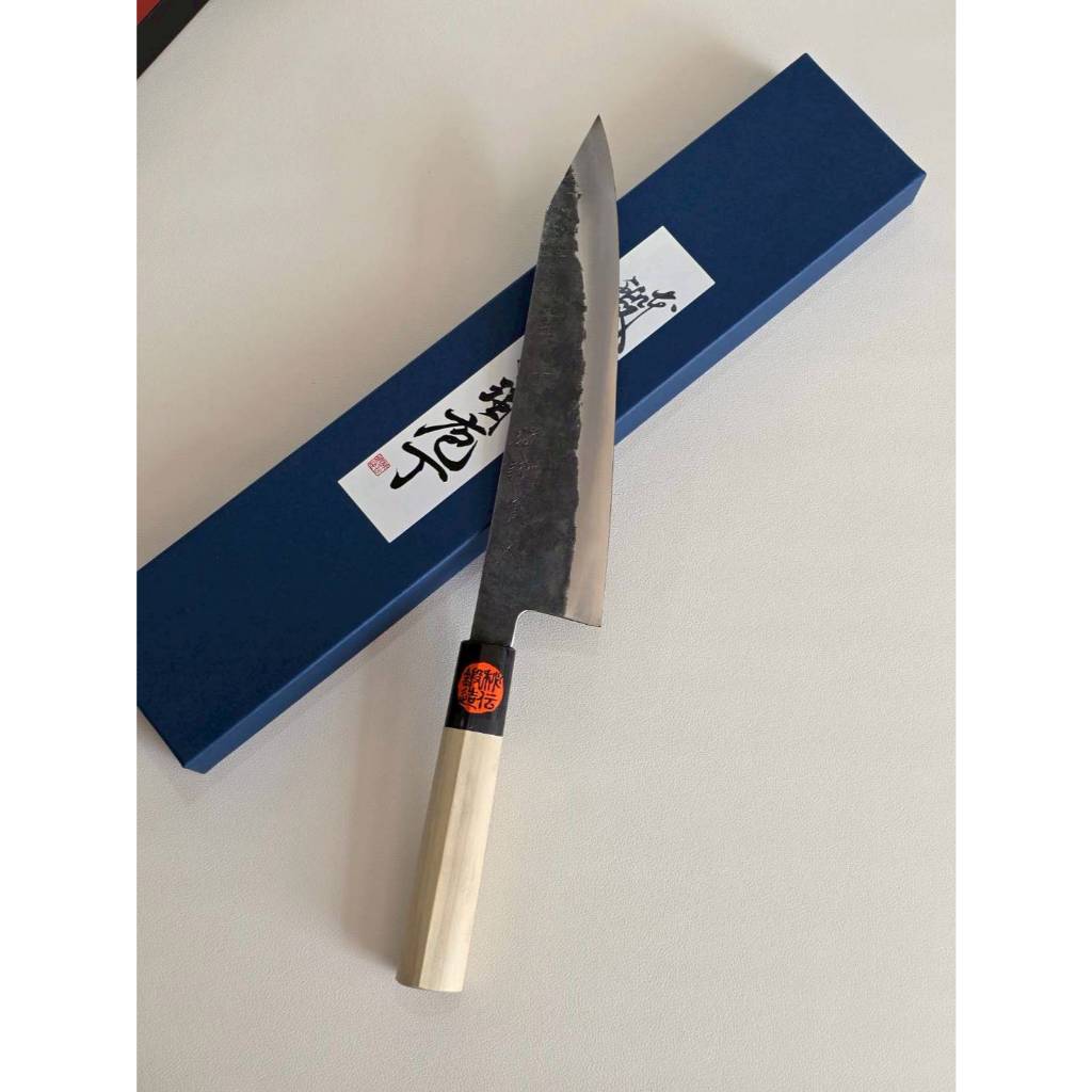 TTK065 TANAKA KAZUYUKI Tekka Kurochi Gyuto 210 mm. (มีดญี่ปุ่น)