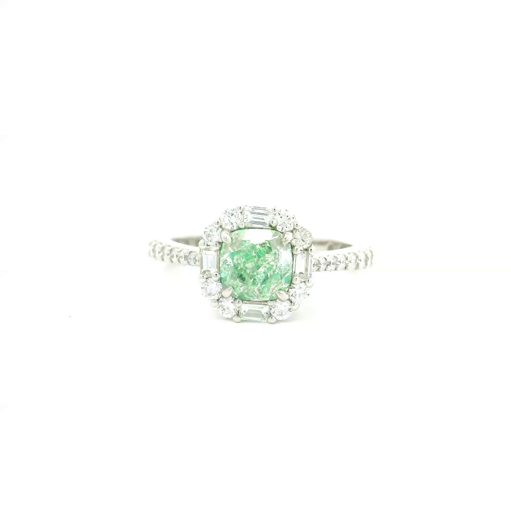1.20 Carat Light Green Yellow VS1 Clarity Diamond Ring