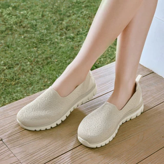 Skechers สเก็ตเชอร์ส รองเท้าผู้หญิง Women Modern Comfort Graceful Silent Charm Shoes - 100964-NAT (latest)