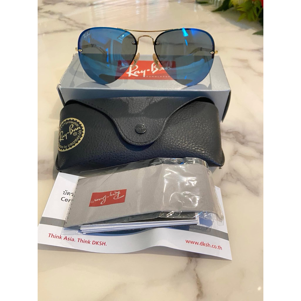 แว่นตากันแดดยี่ห้อ Rayban