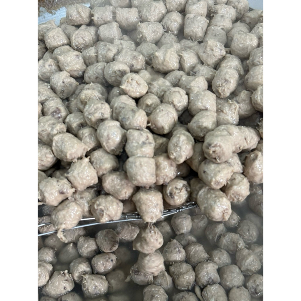 ลูกชิ้นเอ็นเนื้อแท้ เกรดพรีเมี่ยม 500g.กรอบ หอม อร่อย [ส่งตรงจากโรงงาน]