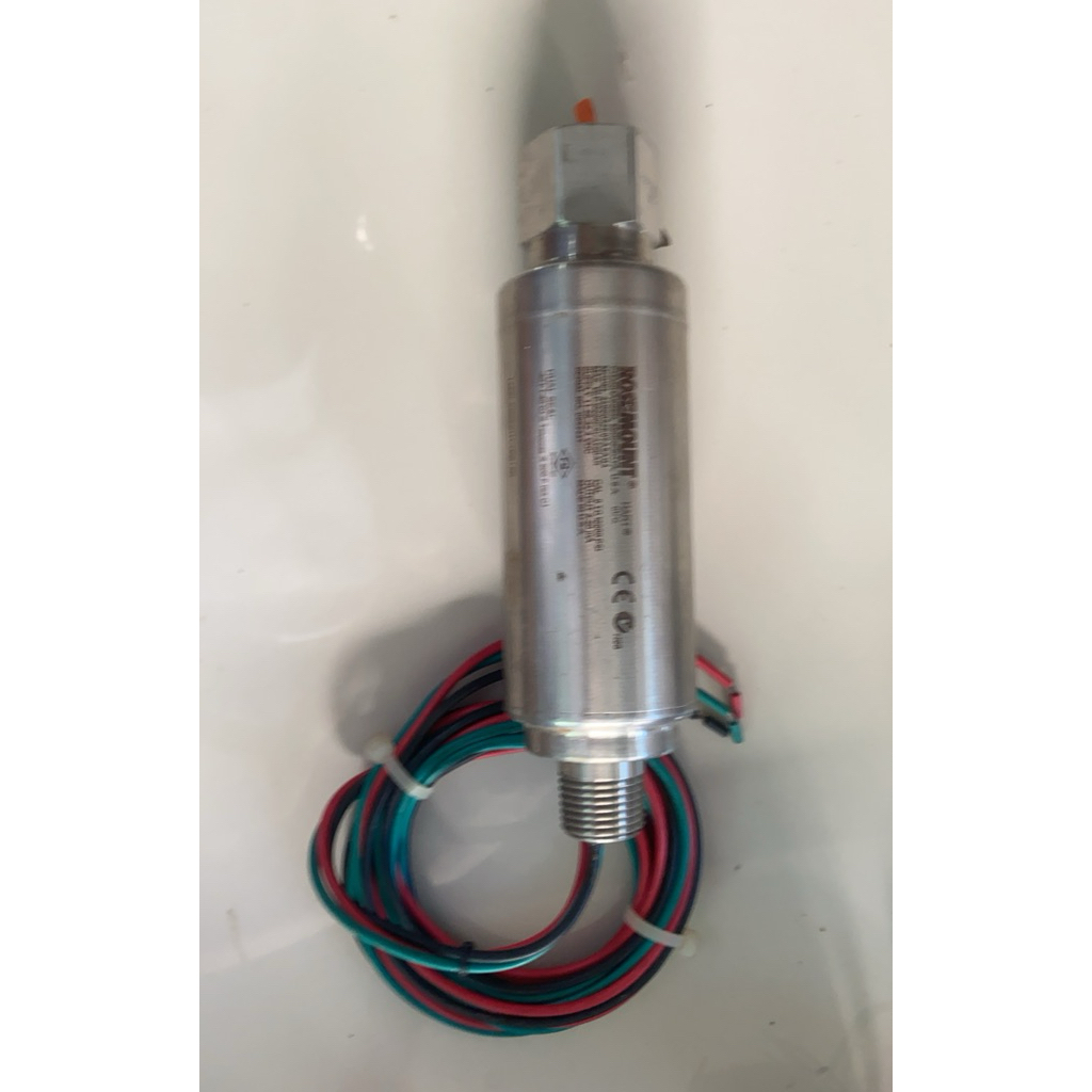 Rosemount รุ่น 4600 (หมายเลขรุ่นในภาพคือ 4600G52E09A5AD1E1Q8)