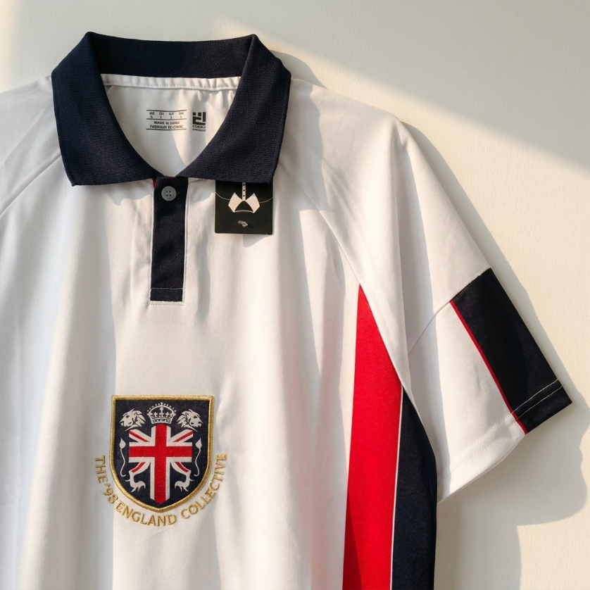เสื้อฟุตบอลทีมชาติ อังกฤษ 1998 รุ่นสะสม England's98 Collective ใส่สบาย ระบายอากาศดี มีไซด์ใหญ่ S-4XL