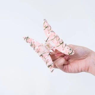 TITANIA Hair Clip กิ๊บหนีบผมอะคริลิค Pink Flower Print ลายดอกทิวลิปหวานละมุน นำเข้าจากเยอรมัน (1 กล่องบรรจุ 1 ชิ้น)