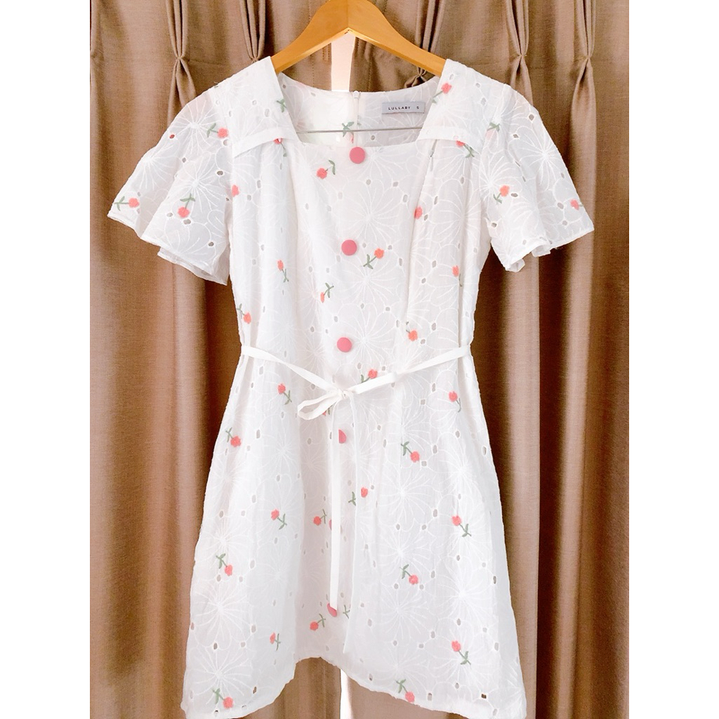 ชุดให้นม แบรนด์ Lullaby size S