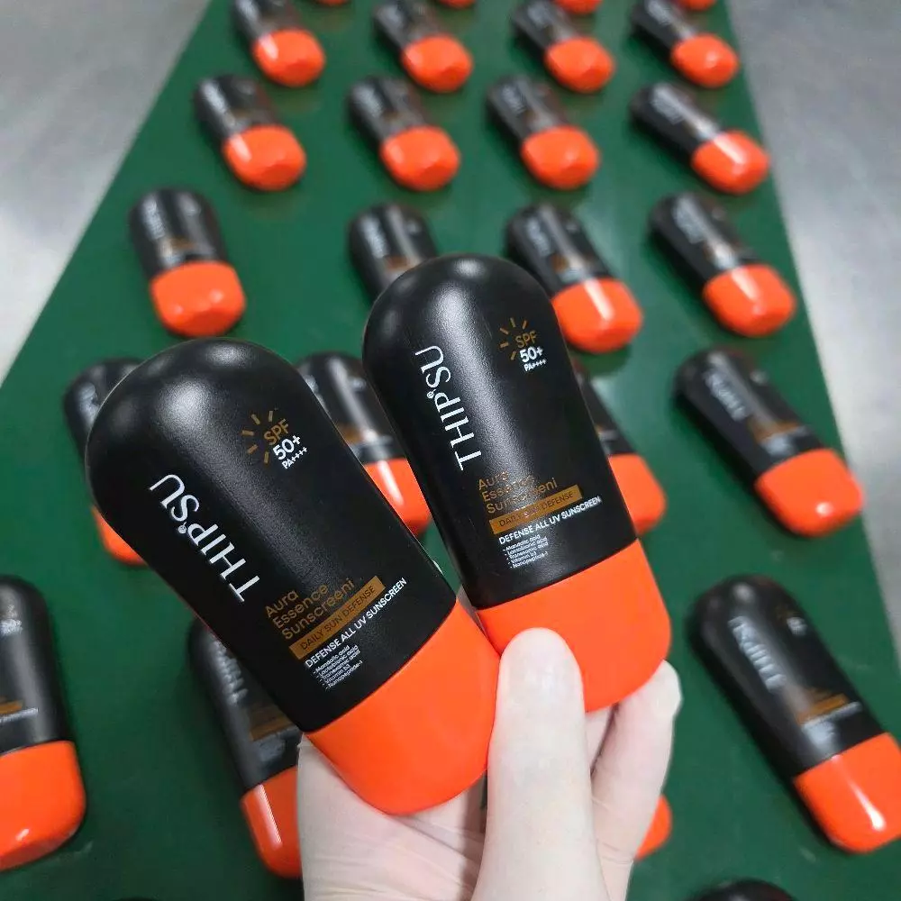 [ใหม่]กันแดดทิพย์สุ SPF55+PA++++40g THIPSU Aura Essence Sunscreen กันแดดสำหรับผิวหน้าใช้เป็นประจำทุกวัน สกินแคร์ Skincar thumbnail 4