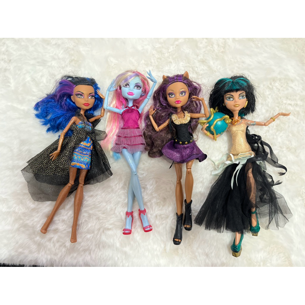 ตุ๊กตา  Monster High โดย Mattel ของแท้ 100%  Generation 1