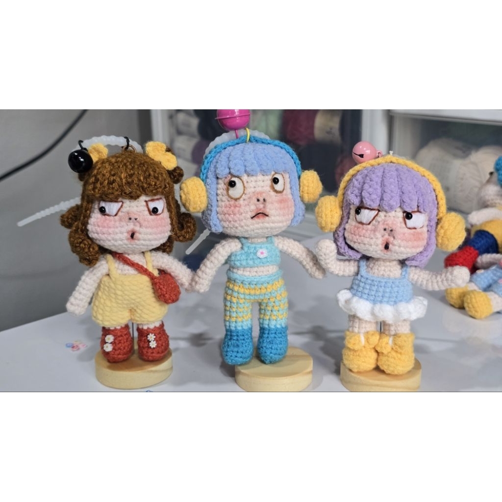 น้องหน้าบูด ถักด้วยไหมพรม 4 ply