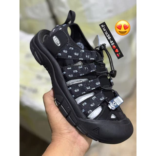 รองเท้ารุ่นใหม่จ้า พร้อมส่งจ้า
