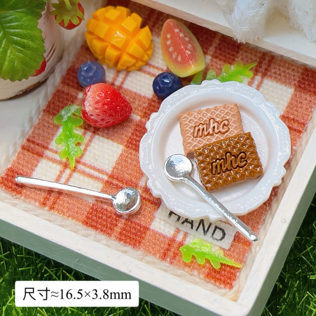 J67Fช้อนเค็กโลหะผสมของจิ๋วจำลองแพ็คละ 45-50ชิ้นคละสี