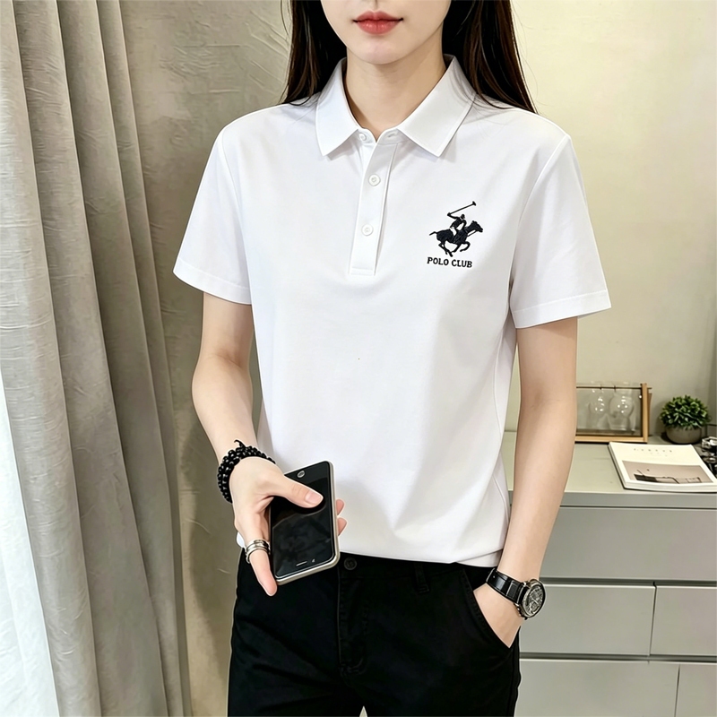 【กรุงเทพฯ จัดส่ง 24 ชั่วโมง】อเมริกันสบาย ๆ สีขาวคอปกเสื้อโปโลสำหรับผู้ชาย และผู้หญิงเสื้อยืดแขนสั้น