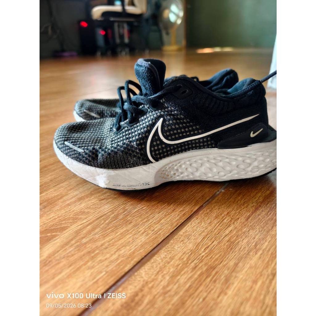ส่งต่อ รองเท้าวิ่ง Nike มือสอง รุ่น ZoomX เบอร์ 38 ใส่ออกกำลังกาย น้ำหนักเบา เดินวิ่งได้