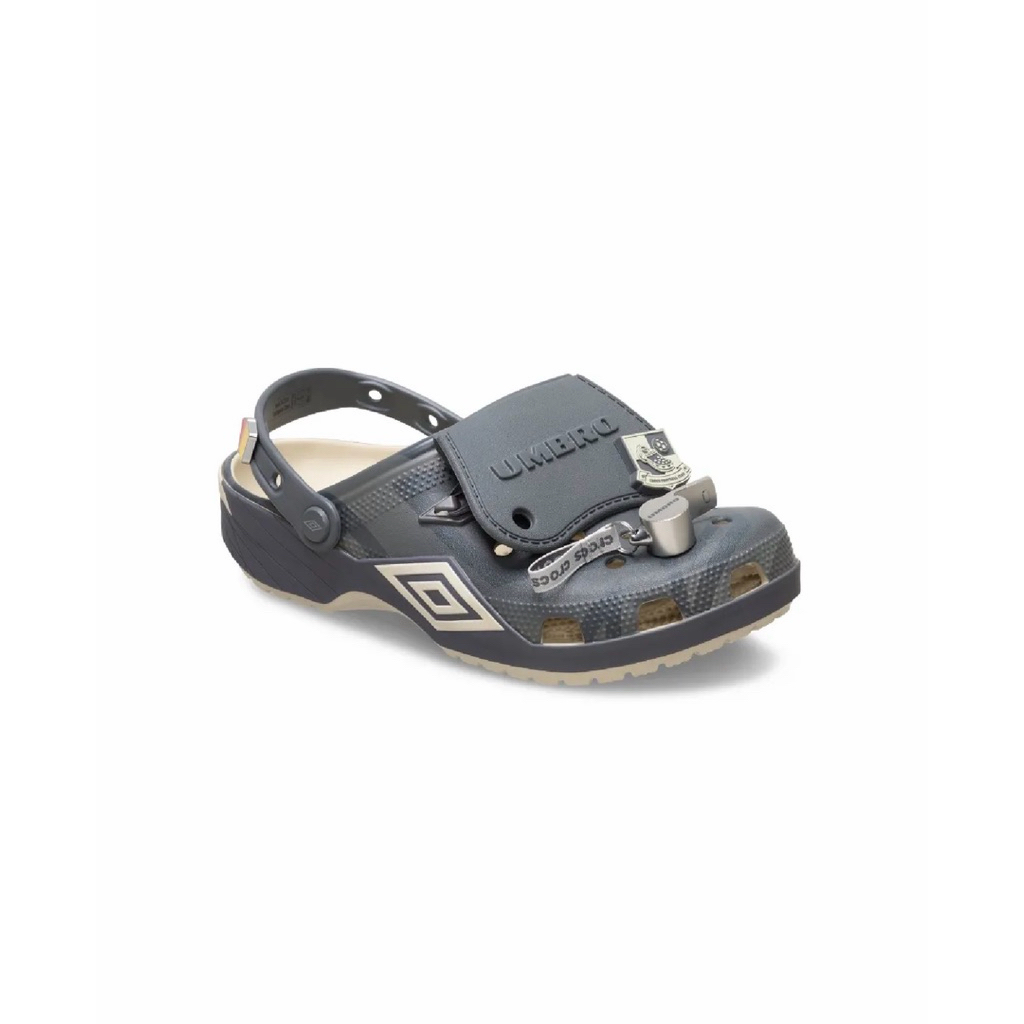 CROCS x UMBRO Classic Clog สีดำ M6/W8