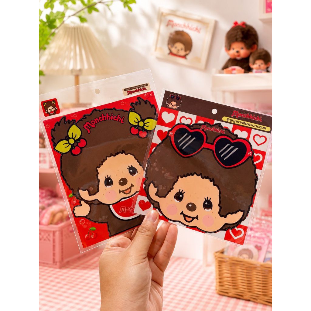 สติกเกอร์สูญญากาศติดพรบ.ลายใหม่เข้าแล้วจ้า ขนาดประมาณ 12.5x12.5cm ราคา 89 บาท