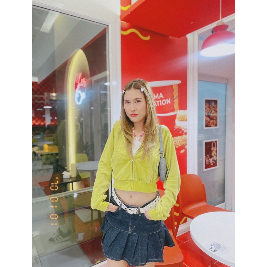 เสื้อฮูดดี้ H&m #hoodie มือสอง ผ้ากำมะหยี่ ไซต์M #พร้อมส่ง