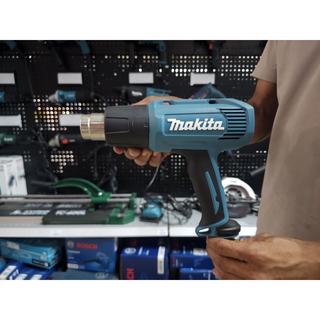 เครื่องเป่าลมร้อนไฟฟ้า MAKITA กำลังไฟ 1,600 W รุ่น HG5030