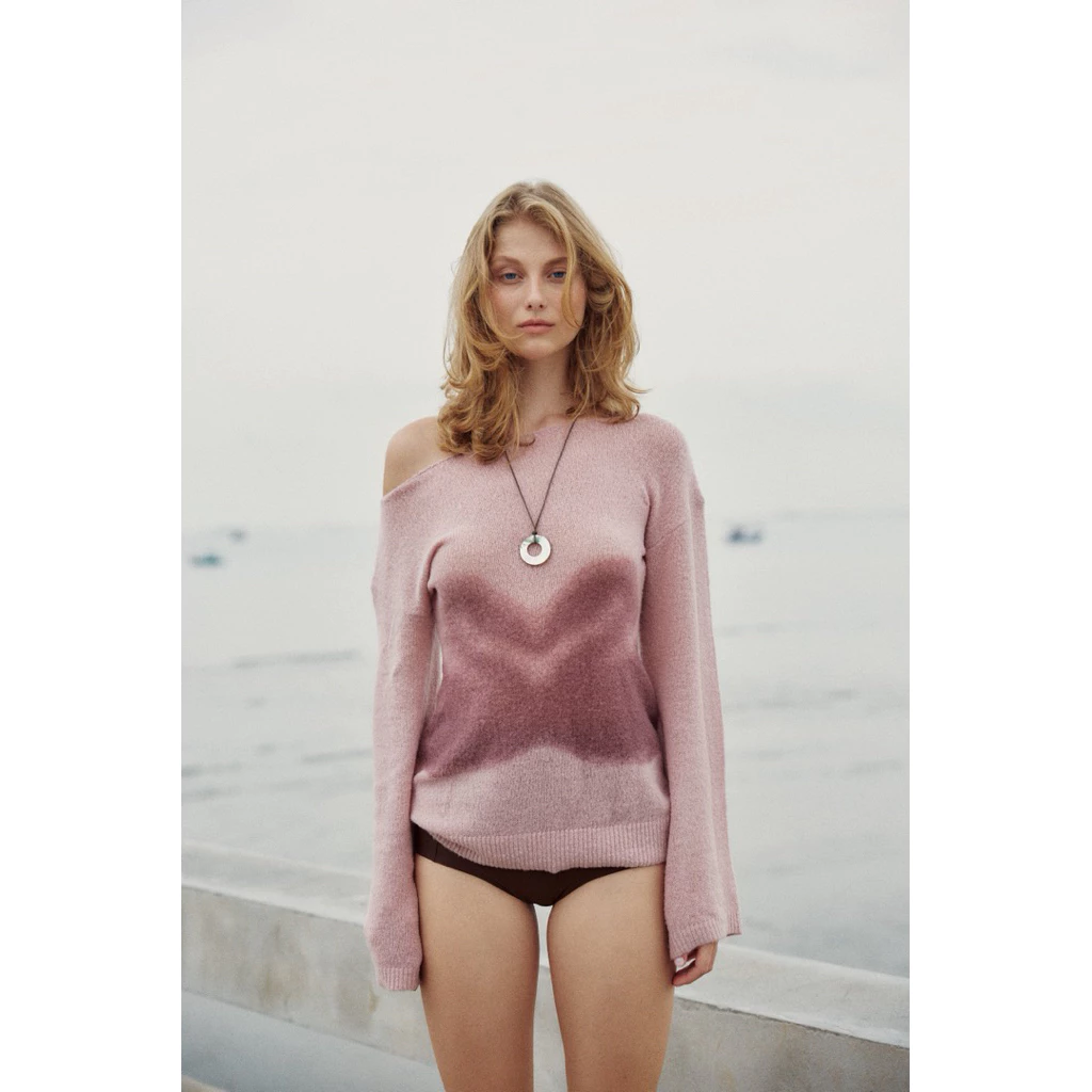 Lily Flower & Swan Knitted Sweater เสื้อไหมพรม