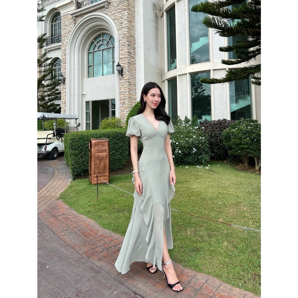 (Used like very new) Firrr-Ila dress-ชุดใส่เที่ยว ชุดออกงาน ชุดเพื่อนเจ้าสาว