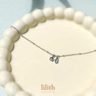 Lilith - Tiny Alphabet w/ star charm (silver) สร้อยคอตัวอักษร จี้ดาว สีเงิน