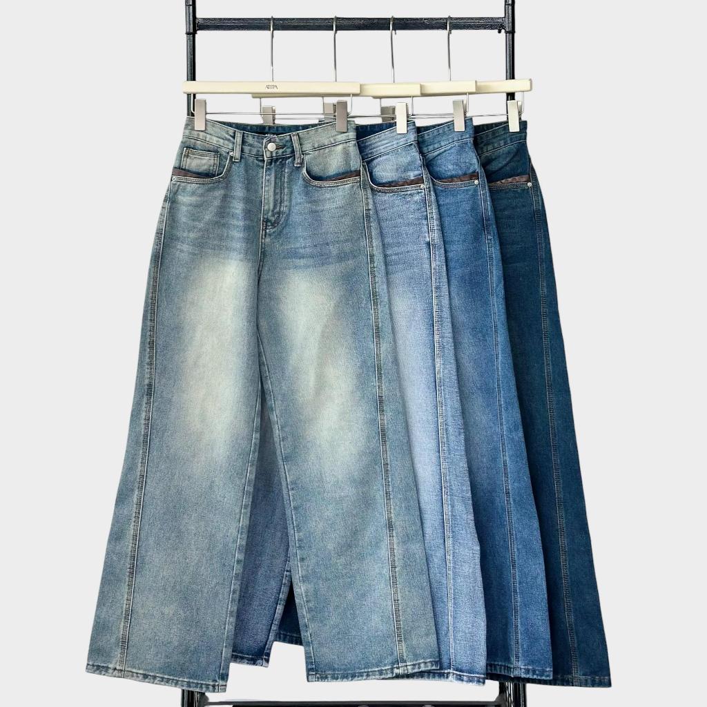 Atipashop - Ibiza Straight Jeans (#A051) กางเกงยีนส์ขายาวทรงกระบอกกลาง ดีเทลแต่งกระเป๋าหนัง