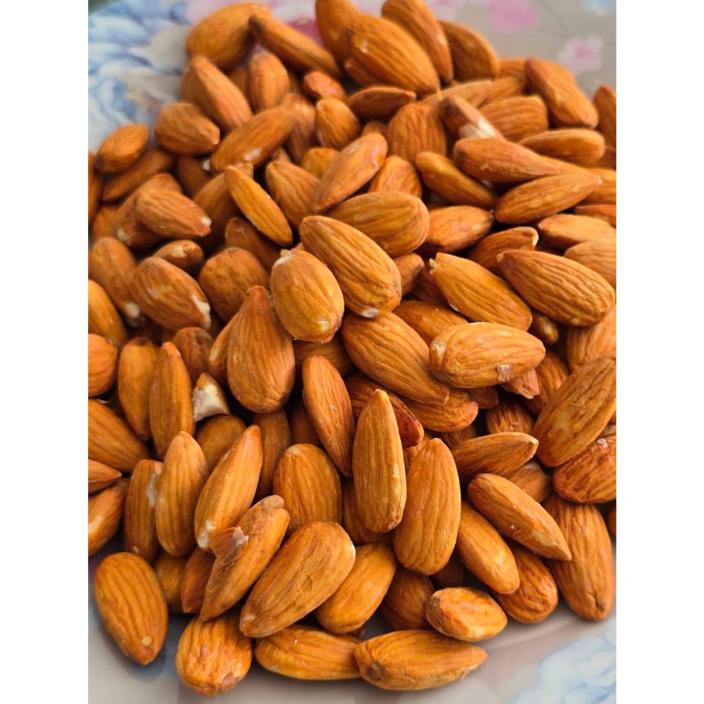 300 กรัม อัลมอนด์อบแกะเปลือก (Almond) อัลมอนด์อบแกะเปลือก หอม อร่อย