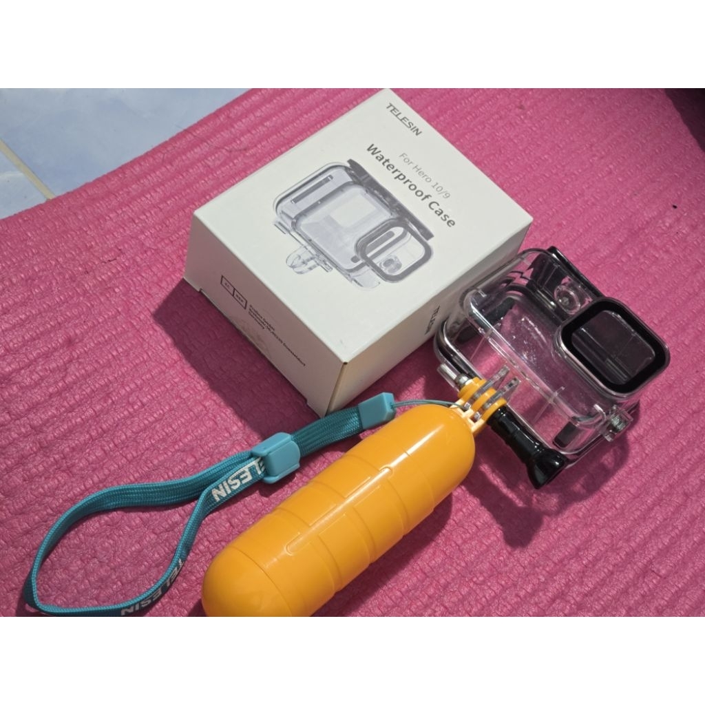 ​[มือสอง สภาพดี มีกล่อง] TELESIN เซ็ตดำน้ำ เคสกันน้ำลึก 45m + ไม้ทุ่นลอยน้ำ สำหรับ GoPro Hero 9 / 10