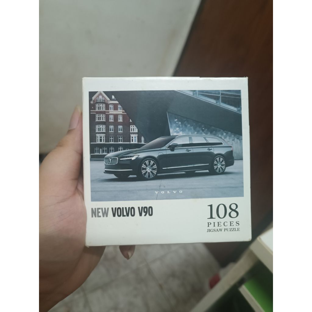 จิ๊กซอว์ VOLVO   V90