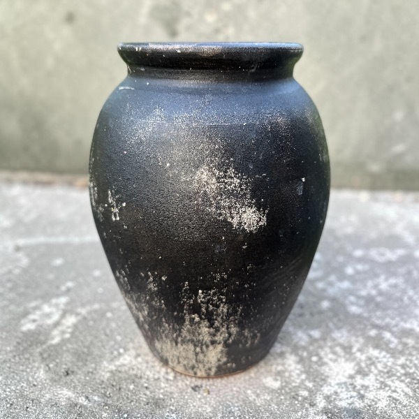 Vase แจกันดินเผาทรงไข่จิ๋ว วินเทจสไตล์ ขนาด 15 x 23 cm.
