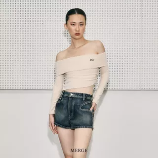 Merge Official - Cheryl Off Shoulder Top (พร้อมส่ง)
