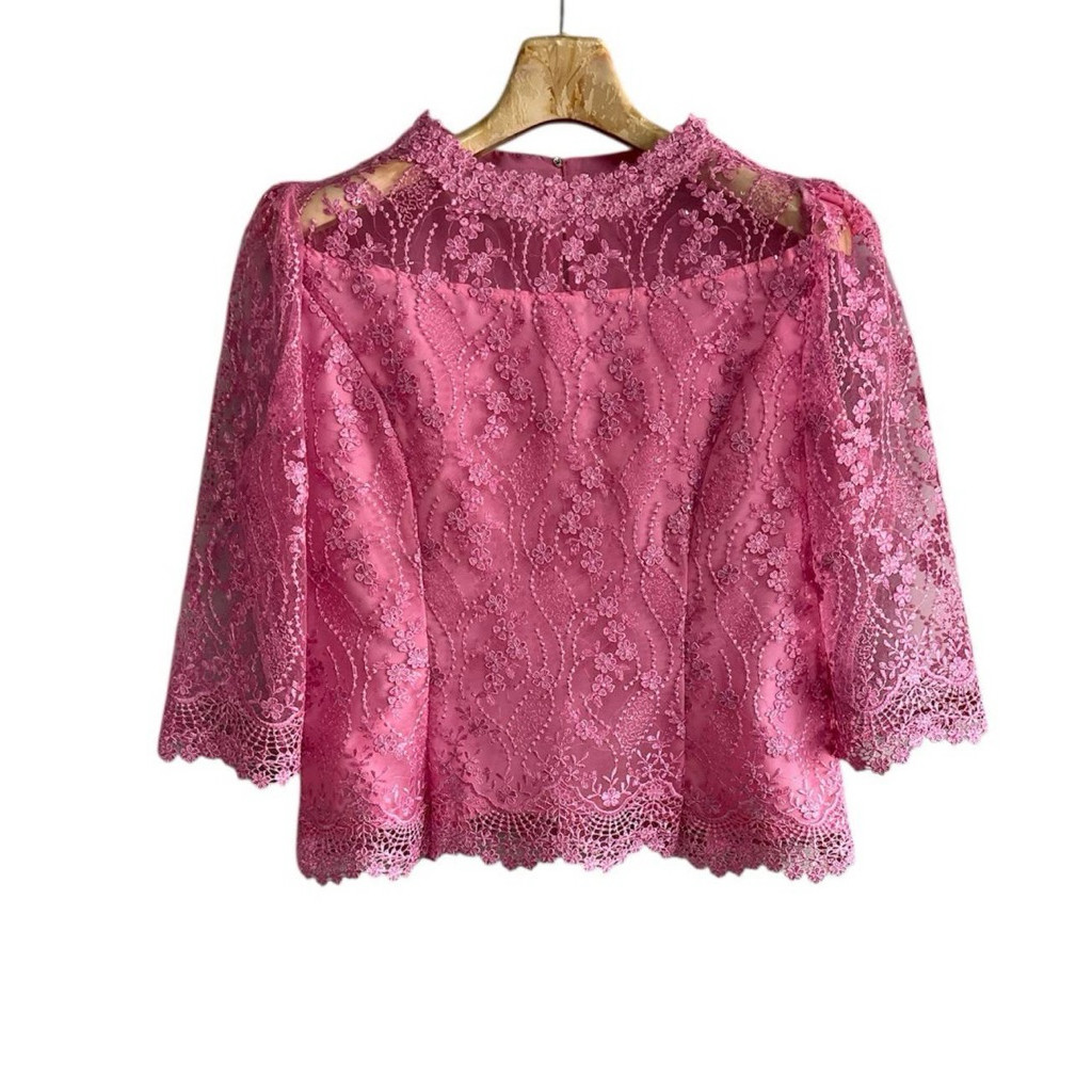 เสื้อลูกไม้ปักเลื่อมเนื้อนิ่มสวยมากพรี่เมี่ยม3638404244