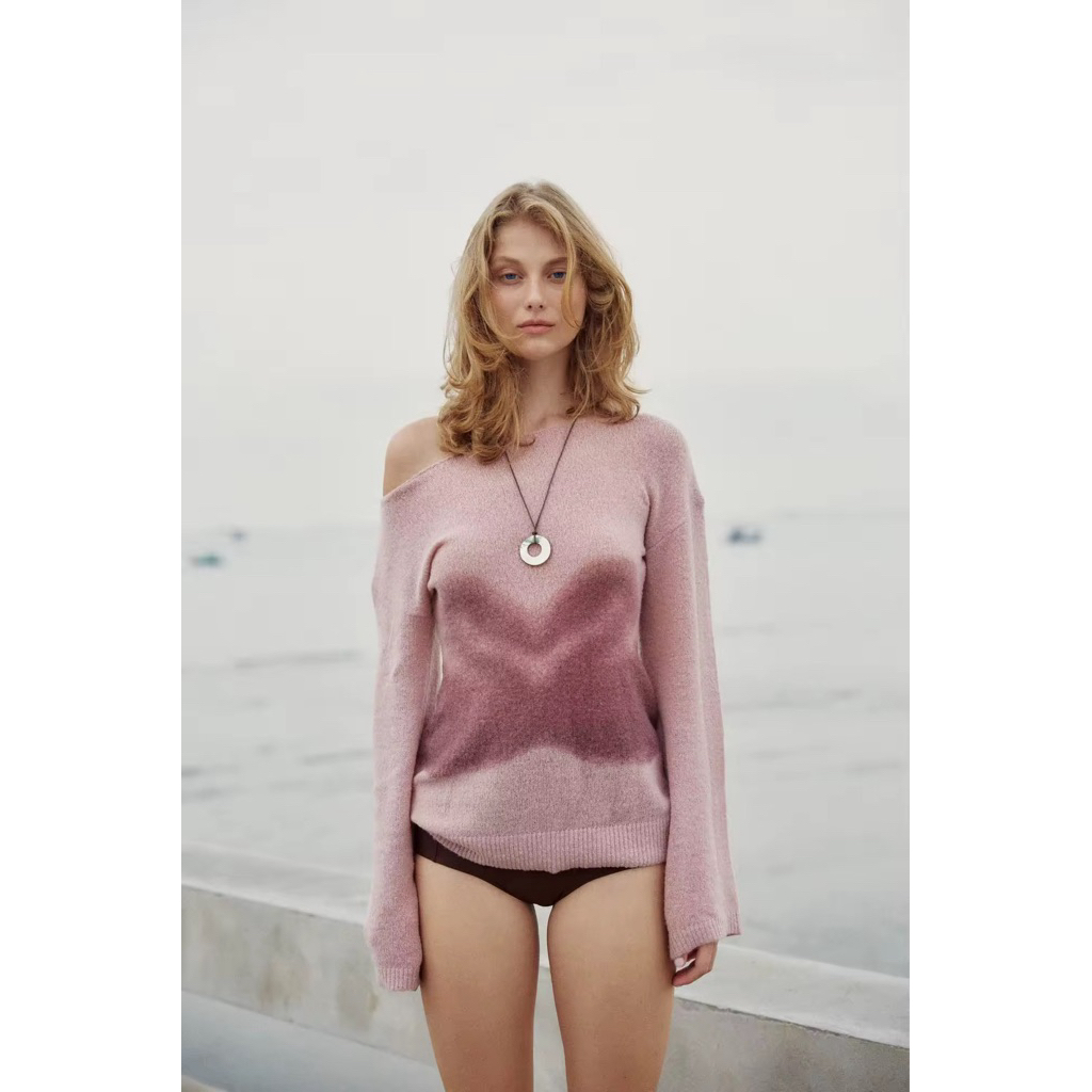 Ronnie Beachtown Swan Knitted Sweater