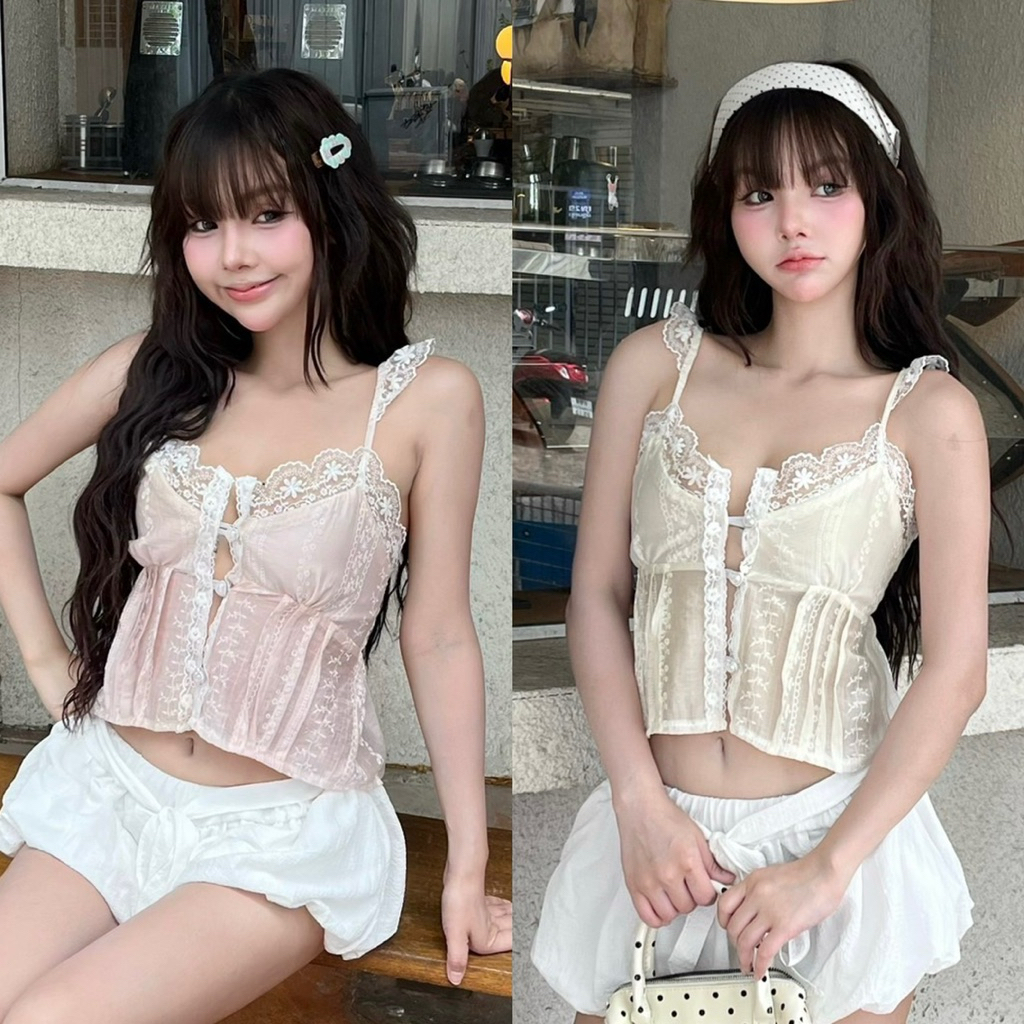 Petite♡︎ Puffy cami เสื้อสายเดี่ยวผ้าลูกไม้ ติดกระดุมหน้า น่ารัก