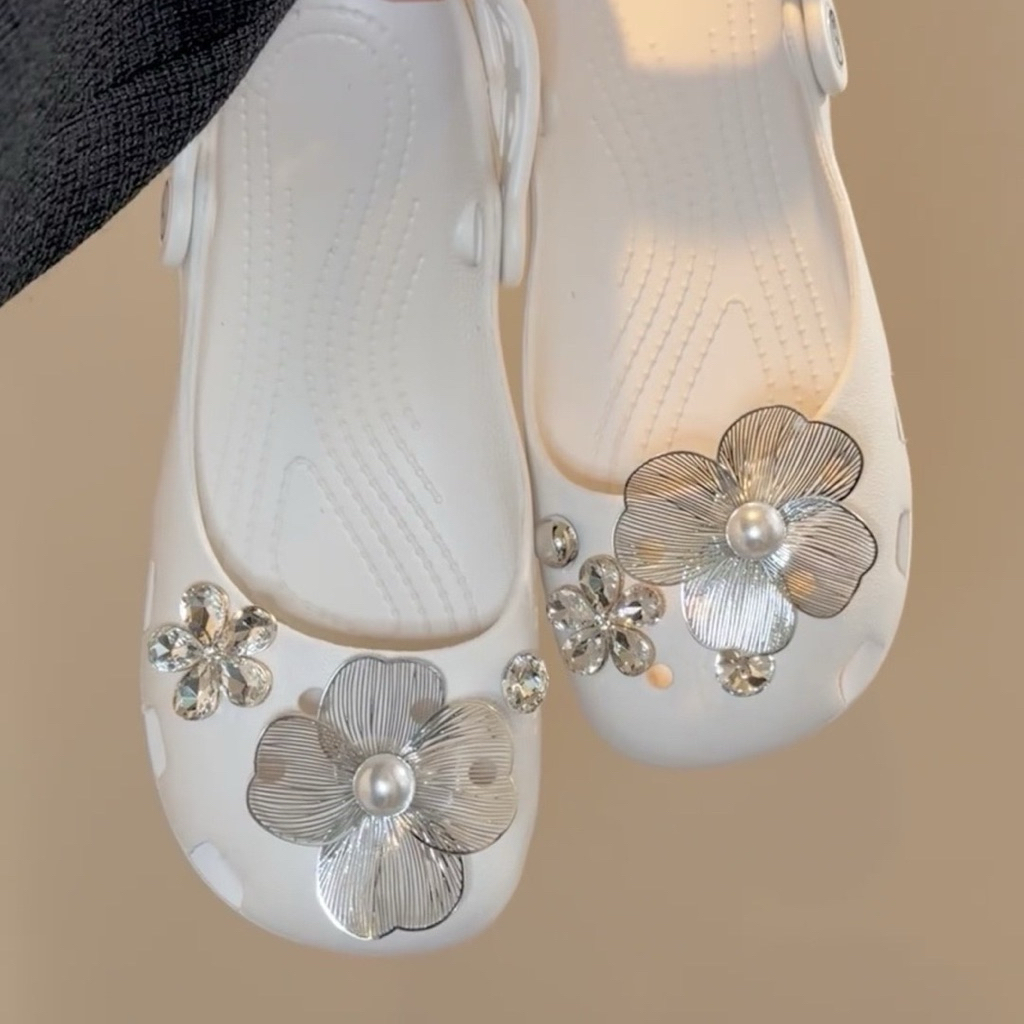 jibbitz crocs สำหรับรองเท้าบัลเล่ต์ ลายดอกไม้หรู DIY (พร้อมส่งในไทย)