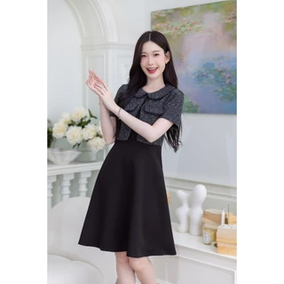 เดรส ALERT BRAND คอปก ล้อมมุก เป็นผ้าทวีตสวยมีเอกลักษณ์อัดกาวให้ นิ่มใส่สบายไม่หนาเกินไป ช่วงอกมีดีเทลแต่งกระเป๋าล้อมมุก