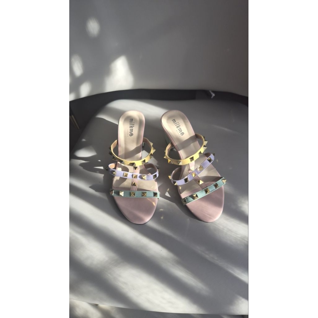 Valentino shoes style