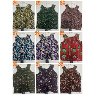 เสื้อคอกระเช้าผ้าสปันลายดอกไม้ อกได้ถึง 48-50 นิ้ว #เสื้อคอกระเช้า#ของขวัญวันแม่#เสื้อผู้ใหญ่